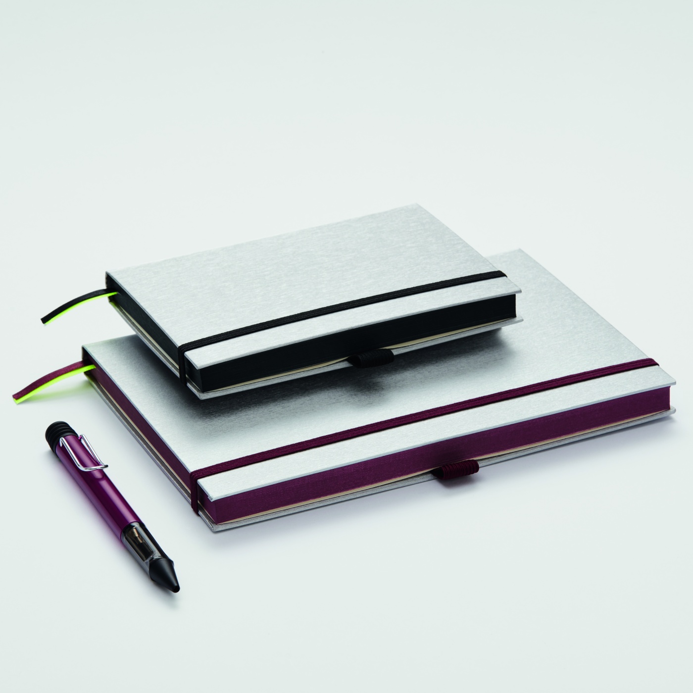 Notesbog Hardcover A5 i gruppen Papir & Blok / Skriv og noter / Notesbøger hos Pen Store (102078_r)