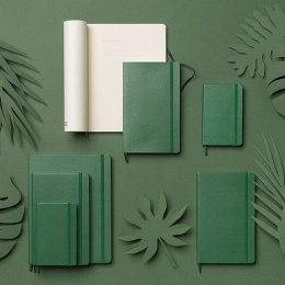 Classic Soft Cover Large Myrtle Green i gruppen Papir & Blok / Skriv og noter / Notesbøger hos Pen Store (100392_r)