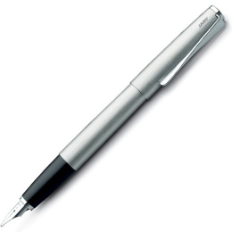 Studio Steel Fyldepen Broad i gruppen Penne / Fine Writing / Fyldepenne hos Pen Store (101942)
