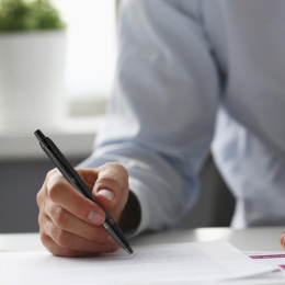 IM Achromatic Black Kuglepen i gruppen Penne / Skrive / Blækpenne hos Pen Store (111897)