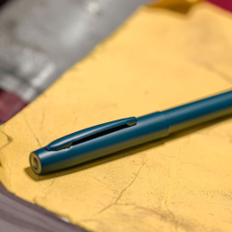 Cap-O-Matic Elite Navy Cerakote i gruppen Penne / Fine Writing / Kuglepenne hos Pen Store (129926)