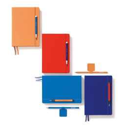 Notebook A5 Medium Apricot i gruppen Papir & Blok / Skriv og noter / Notesbøger hos Pen Store (130211_r)