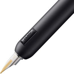 Dialog CC All Black Fyldepen i gruppen Penne / Fine Writing / Fyldepenne hos Pen Store (130257_r)
