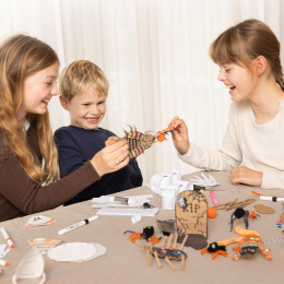 DIY-sæt med Halloween-insekter (5 år+) i gruppen Hobby & Kreativitet / Højtider og sæsoner / Halloween hos Pen Store (132628)