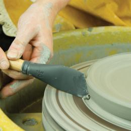 Catalyst Malerværktøj silicone langt skaft No 4 30 mm Yellow i gruppen Kunstnerartikler / Studie / Malerkniver hos Pen Store (132797)