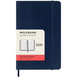 12M Daily Kalender 2025 Softcover Pocket Sapphire Blue i gruppen Papir & Blok / Kalendere / 12 mdr kalendere hos Pen Store (133776)