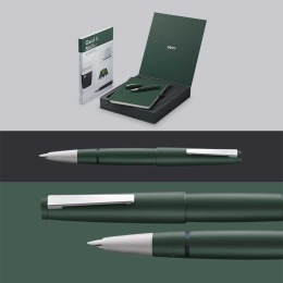 2000 Fyldepen Pine Green Limited Edition 2024 i gruppen Penne / Fine Writing / Fyldepenne hos Pen Store (133829)