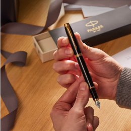 IM Grey/Gold Fyldepen i gruppen Penne / Fine Writing / Fyldepenne hos Pen Store (135471_r)