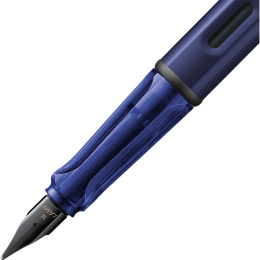 AL-star Fyldepen Dark Dusk i gruppen Penne / Fine Writing / Fyldepenne hos Pen Store (135611_r)
