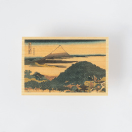 Postkort i Hinoki-træ – Hokusai ”Views of Mount Fuji” 6-sæt A i gruppen Hobby & Kreativitet / Højtider og sæsoner / Kort og kuverter hos Pen Store (136593)