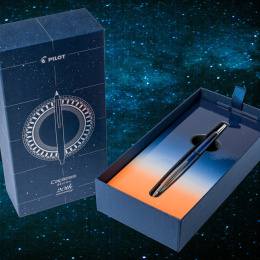 Capless Decimo Fyldepen 20th Anniversary i gruppen Penne / Fine Writing / Fyldepenne hos Pen Store (136601_r)