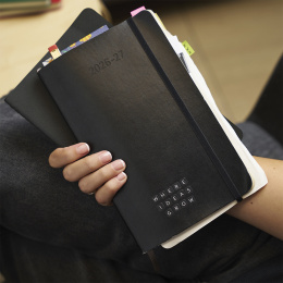 Kalender 18M WeekNote Soft Cover Large Red i gruppen Papir & Blokke / Kalendere / 18 mdr kalendere hos Pen Store (137020)