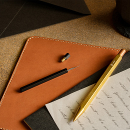 Classic Reflect Pencil lead box Black i gruppen Kunstnerartikler / Kunstnertilbehør / Opbevaring hos Pen Store (137412)