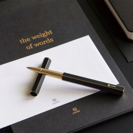 Classic Revolve Rollerball Black i gruppen Penne / Fine Writing / Rollerballpenne hos Pen Store (137414)