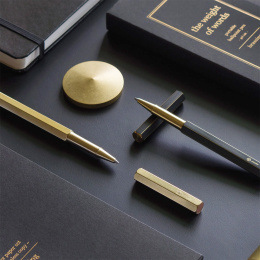 Classic Revolve Rollerball Black i gruppen Penne / Fine Writing / Rollerballpenne hos Pen Store (137414)