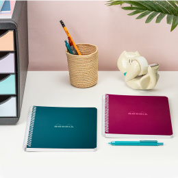 Notebook Spiral Plum A5 Linjeret i gruppen Papir & Blokke / Skriv og noter / Skriveblokke og hæfter hos Pen Store (138116)