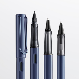 Lx Blue Fyldepen  i gruppen Penne / Fine Writing / Fyldepenne hos Pen Store (138232_r)