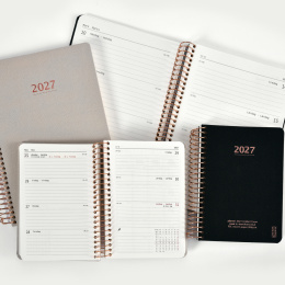 Kalender 2027 A6 Weekly Sand i gruppen Papir & Blokke / Kalendere / 12 mdr kalendere hos Pen Store (138275)